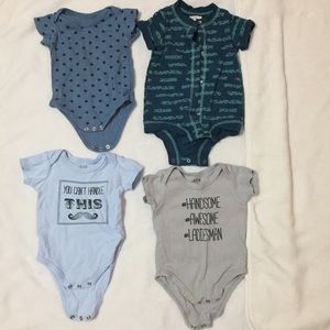 Bundle of 4 Baby Boy Short sleeve Onesies 0-3M